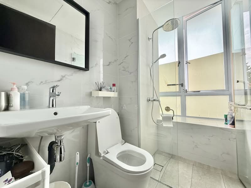 Residences @ Jansen, 29 Jansen Road, 3 Bedrooms, 1,216 sqft, Apartment For Sale, by Douglas Lim, 500135919 - Bathroom - PropertyGuru.com.sg