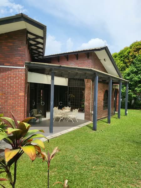 Chestnut Crescent, , 5 Bedrooms, 4,000 sqft, Bungalow House For Rent, by Joyce Wee, 500135953 - Exterior - PropertyGuru.com.sg