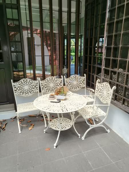 Chestnut Crescent, , 5 Bedrooms, 4,000 sqft, Bungalow House For Rent, by Joyce Wee, 500135953 - Exterior - PropertyGuru.com.sg