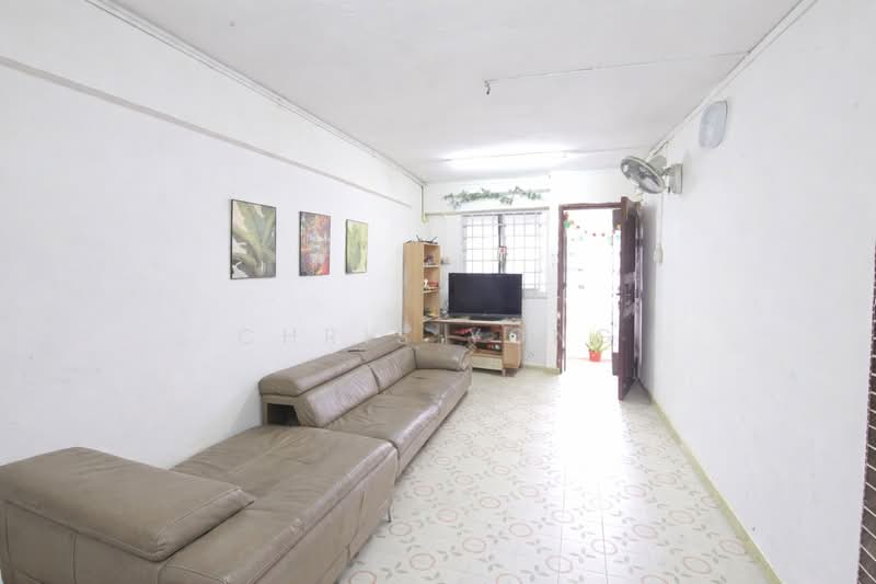 491 Jurong West Avenue 1, 491 Jurong West Avenue 1, 2 Bedrooms, 721 sqft, HDB Flat For Sale, by Chris Yong, 500135973 - Living Room - PropertyGuru.com.sg