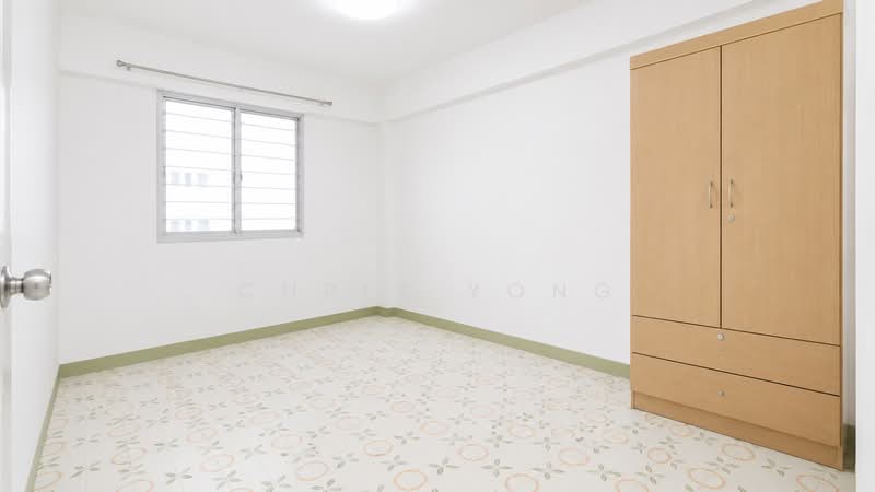 491 Jurong West Avenue 1, 491 Jurong West Avenue 1, 2 Bedrooms, 721 sqft, HDB Flat For Sale, by Chris Yong, 500135973 - Bedroom - PropertyGuru.com.sg