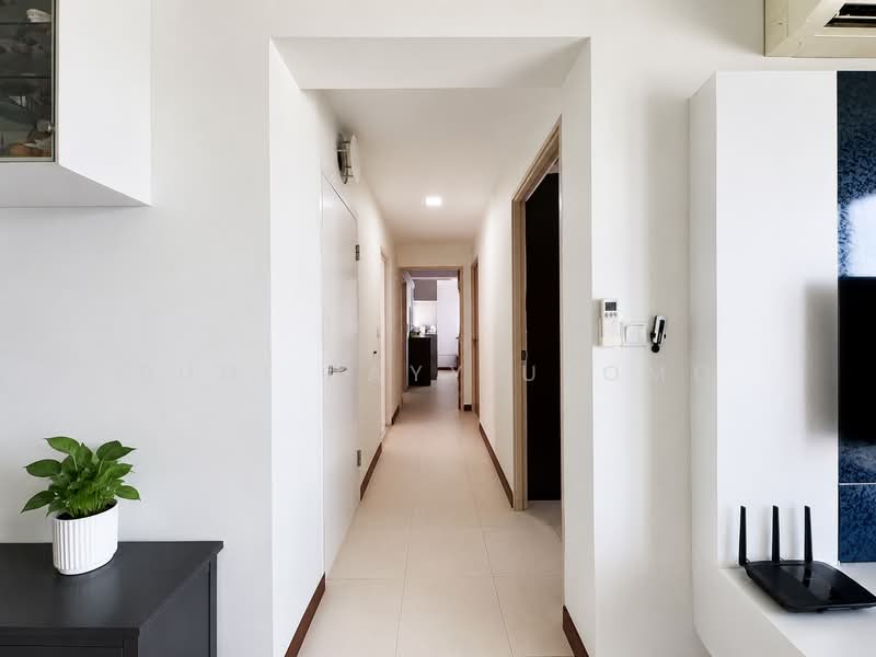 423 Clementi Avenue 1, 423 Clementi Avenue 1, 3 Bedrooms, 1,066 sqft, HDB Flat For Sale, by Budi Rayy Utomo, 500135979 - Corridor - PropertyGuru.com.sg