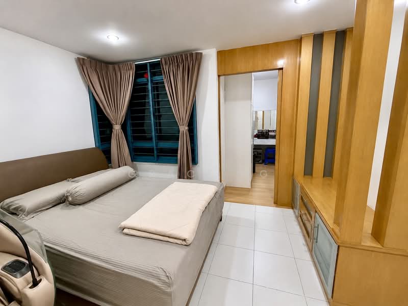 182 Edgefield Plains, 182 Edgefield Plains, 3 Bedrooms, 1,378 sqft, HDB Flat For Sale, by Grace Ng, 500135986 - Master Bedroom - PropertyGuru.com.sg