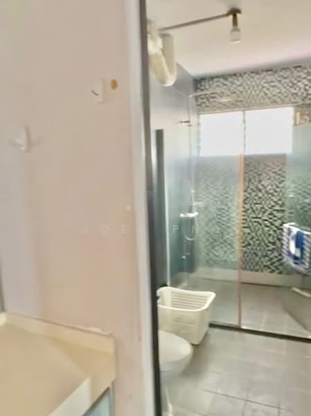 634 Veerasamy Road, 634 Veerasamy Road, 3 Bedrooms, 1,507 sqft, HDB Flat For Rent, by Joel Png, 500135988 - Bathroom - PropertyGuru.com.sg