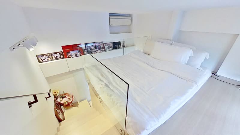Woodhaven, 71 Woodgrove Avenue, 2 Bedrooms, 700 sqft, Condominium For Sale, by Scott Ng, 500135989 - Master bedroom - PropertyGuru.com.sg