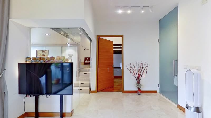 Woodhaven, 71 Woodgrove Avenue, 2 Bedrooms, 700 sqft, Condominium For Sale, by Scott Ng, 500135989 - Interior - PropertyGuru.com.sg