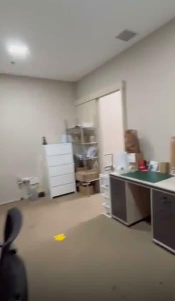 Vertex, 33 Ubi Avenue 3, 2,300 sqft, Light Industrial (B1) For Sale, by Angeline Ang Ang, 500135990 - Study - CommercialGuru.com.sg