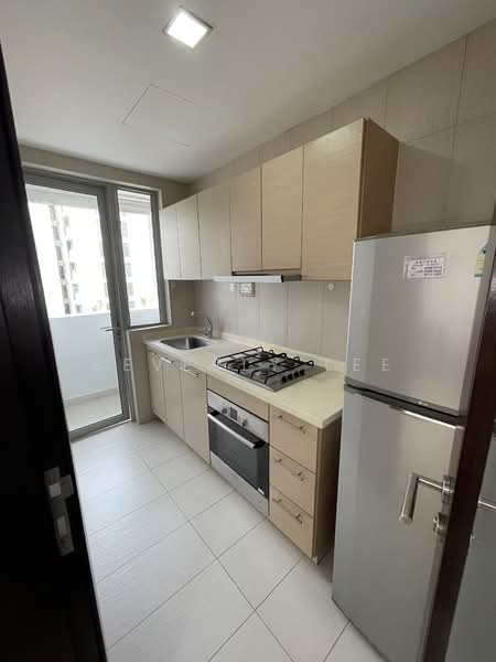 The Marque at Irrawaddy, 8 Shan Road, 3 Bedrooms, 871 sqft, Apartment For Rent, by Beverly Lee, 500135998 - Kitchen - PropertyGuru.com.sg