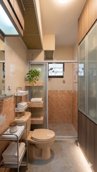 462 Clementi Avenue 3, 462 Clementi Avenue 3, 3 Bedrooms, 969 sqft, HDB Flat For Sale, by Aszri ERA, 500136002 - Bathroom - PropertyGuru.com.sg