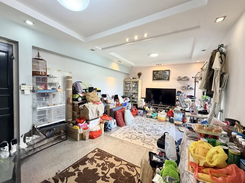 462 Clementi Avenue 3, 462 Clementi Avenue 3, 3 Bedrooms, 969 sqft, HDB Flat For Sale, by Aszri ERA, 500136002 - Living Room - PropertyGuru.com.sg