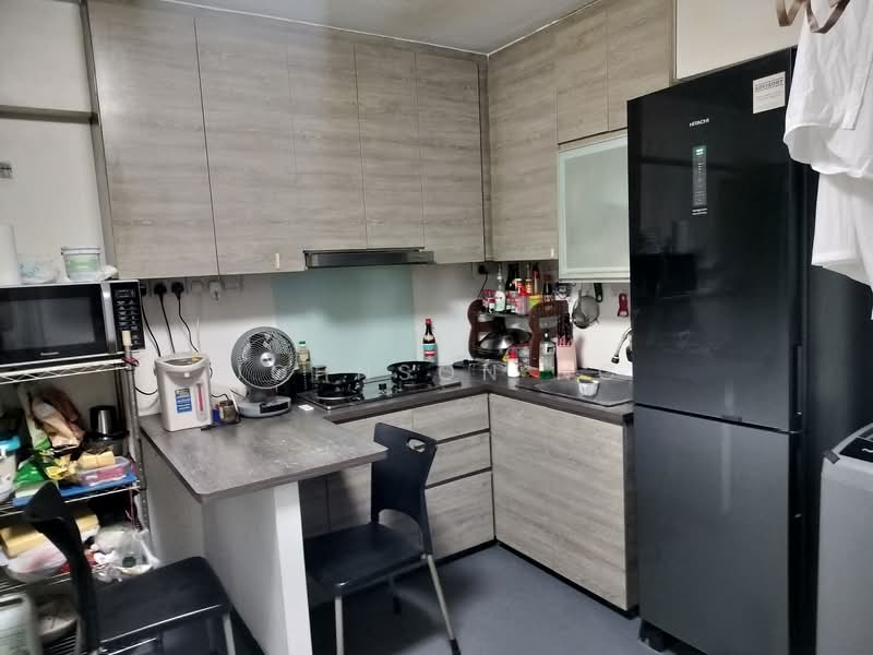 151 Serangoon North Avenue 2, 151 Serangoon North Avenue 2, 3 Bedrooms, 924 sqft, HDB Flat For Sale, by Johnson Ng, 500136003 - Kitchen - PropertyGuru.com.sg