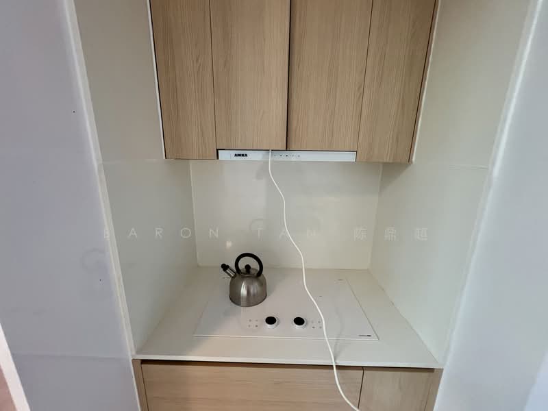 Regency Suites, 36 Kim Tian Road, 2 Bedrooms, 950 sqft, Apartment For Rent, by Baron Tan 陈鼎超, 500136004 - Kitchen - PropertyGuru.com.sg