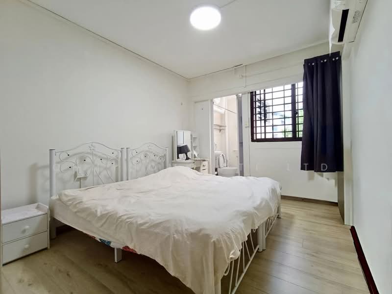 246 Hougang Street 22, 246 Hougang Street 22, 3 Bedrooms, 1,001 sqft, HDB Flat For Sale, by OHMYHOME PTE LTD, 500136022 - Bedroom - PropertyGuru.com.sg