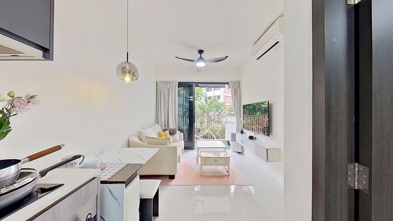 Riverfront Residences, 41 Hougang Avenue 7, 1 Bedroom, 463 sqft, Condominium For Sale, by Scott Ng, 500136037 - Living Room - PropertyGuru.com.sg