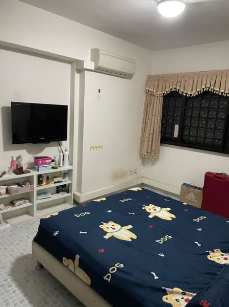143 Lorong 2 Toa Payoh, 143 Lorong 2 Toa Payoh, 3 Bedrooms, 979 sqft, HDB Flat For Sale, by Tan Hui Shan, 500136055 - Bedroom - PropertyGuru.com.sg