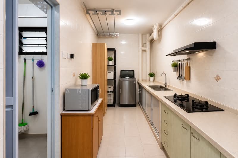143 Lorong 2 Toa Payoh, 143 Lorong 2 Toa Payoh, 3 Bedrooms, 979 sqft, HDB Flat For Sale, by Tan Hui Shan, 500136055 - Kitchen - PropertyGuru.com.sg