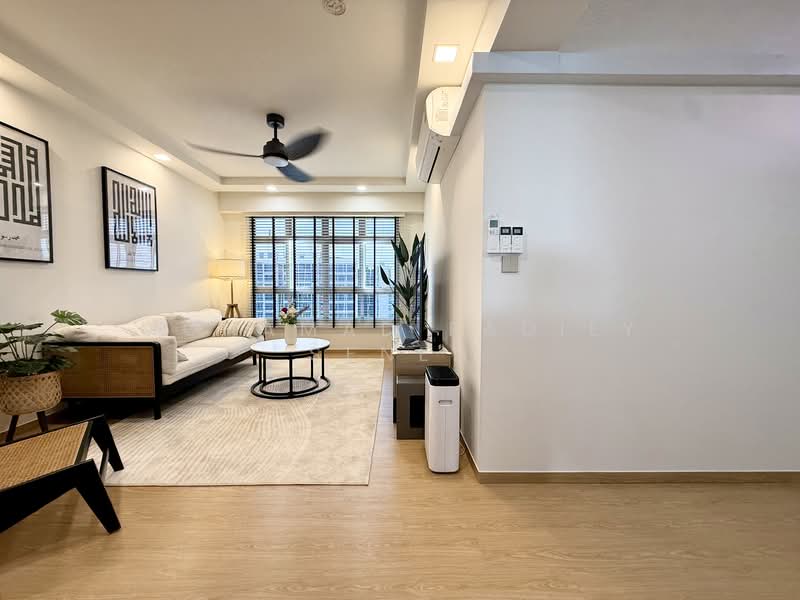 614A Tampines North Drive 1, 614A Tampines North Drive 1, 3 Bedrooms, 1,001 sqft, HDB Flat For Sale, by Mohamad Fadily Senen, 500136058 - Living Room - PropertyGuru.com.sg