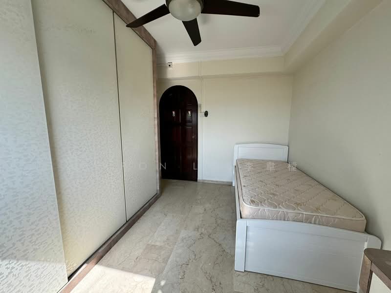 664 Jalan Damai, 664 Jalan Damai, Room Rental, 200 sqft, HDB Flat For Rent, by Aaron Lee李韋樘, 500136067 - Bedroom - PropertyGuru.com.sg