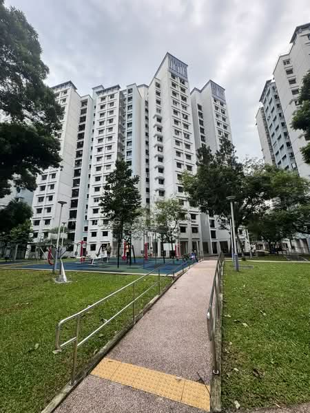 201C Compassvale Drive, 201C Compassvale Drive, 3 Bedrooms, 969 sqft, HDB Flat For Sale, by Magdeline Sng, 500136072 - Exterior - PropertyGuru.com.sg
