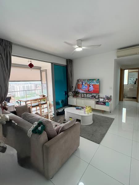 Riviera 38, 38 Mar Thoma Road, 3 Bedrooms, 1,141 sqft, Condominium For Sale, by Peggy Leong, 500136076 - Living Room - PropertyGuru.com.sg