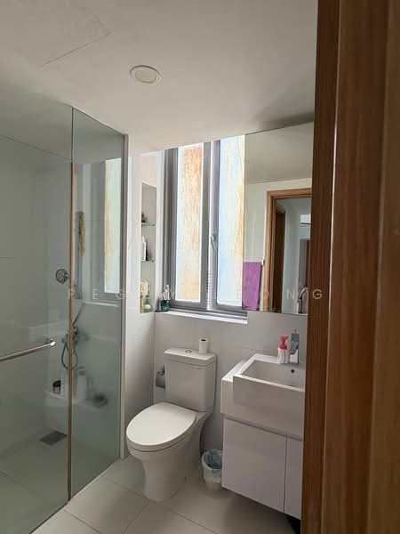 Riviera 38, 38 Mar Thoma Road, 3 Bedrooms, 1,141 sqft, Condominium For Sale, by Peggy Leong, 500136076 - Bathroom - PropertyGuru.com.sg
