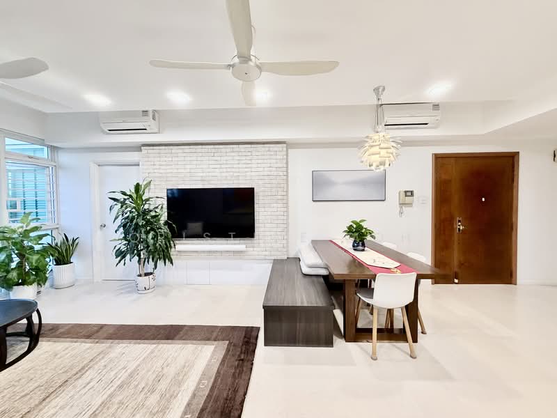 Costa Del Sol, 76 Bayshore Road, 4 Bedrooms, 1,475 sqft, Condominium For Sale, by Qristine Goh, 500136080 - Living Room - PropertyGuru.com.sg