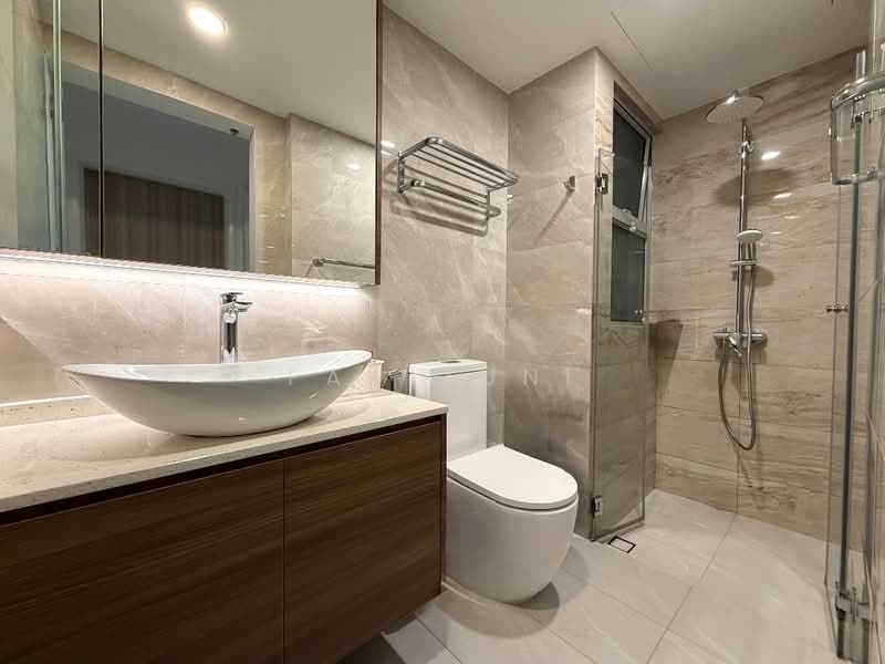 The Bayshore, 30 Bayshore Road, 3 Bedrooms, 1,227 sqft, Condominium For Sale, by Fai Muni, 500136084 - Bathroom - PropertyGuru.com.sg