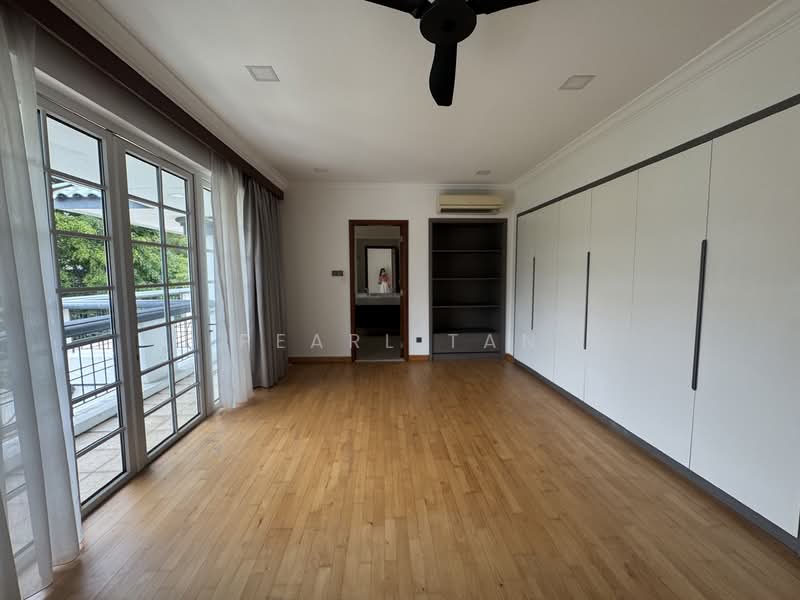 ❤️❤️NEW LIST! GCB D10 PRIME LOCALE, ELEVATED REGULAR PLOT, WIDE FRONTAGE ☎️PEARL9189❤️0081 顶级优质洋房, Leedon park , Bin Tong Park , Belmont, Cornwall Gardens, 5 Bedrooms, 7,000 sqft, Good Class Bungalow For Sale, by Pearl Tan, 500136089 - Bedroom - PropertyGuru.com.sg