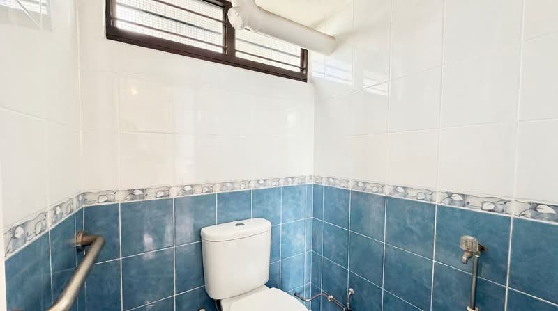 187 Boon Lay Avenue, 187 Boon Lay Avenue, 2 Bedrooms, 635 sqft, HDB Flat For Sale, by Jake Chu, 500136094 - Bathroom - PropertyGuru.com.sg