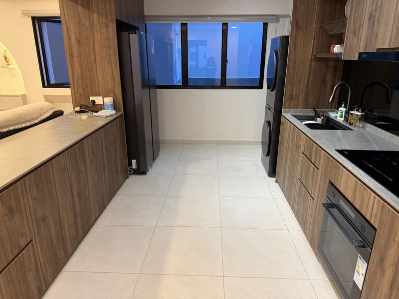 374 Tampines Street 34, 374 Tampines Street 34, Room Rental, 120 sqft, HDB Flat For Rent, by SJ Leong, 500136106 - Kitchen - PropertyGuru.com.sg
