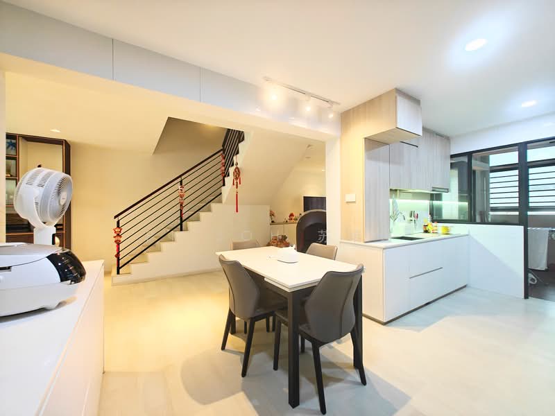 135 Cashew Road, 135 Cashew Road, 4 Bedrooms, 1,571 sqft, HDB Flat For Sale, by PK Soh 苏培钧, 500136112 - Kitchen - PropertyGuru.com.sg