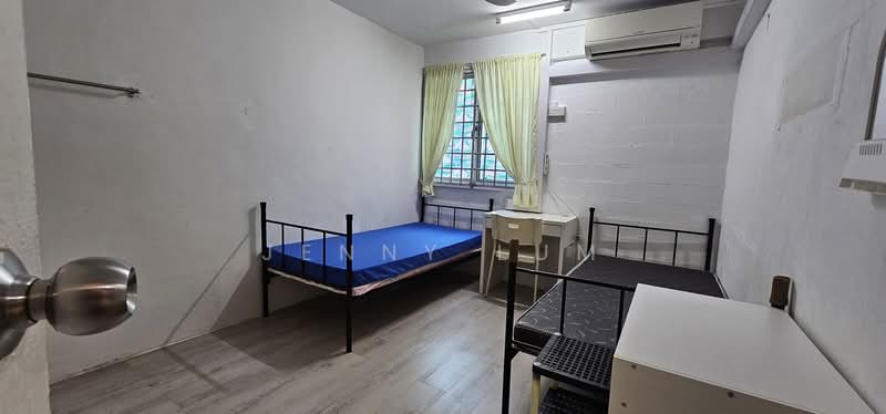 167 Stirling Road, 167 Stirling Road, 2 Bedrooms, 645 sqft, HDB Flat For Sale, by Jenny Lum, 500136113 - Bedroom - PropertyGuru.com.sg