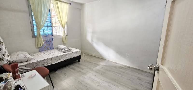 167 Stirling Road, 167 Stirling Road, 2 Bedrooms, 645 sqft, HDB Flat For Sale, by Jenny Lum, 500136113 - Bedroom - PropertyGuru.com.sg
