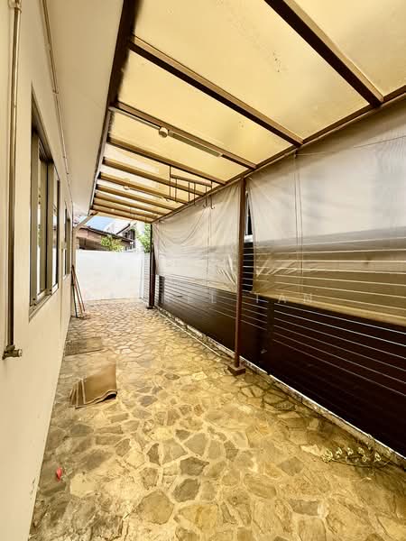 HUA GUAN 1KM MGS & PEI HWA Near KAP MRT, , 5 Bedrooms, 2,260 sqft, Semi-Detached House For Sale, by Rachel Tan, 500136122 - Exterior - PropertyGuru.com.sg