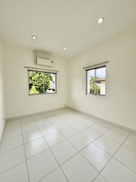 HUA GUAN 1KM MGS & PEI HWA Near KAP MRT, , 5 Bedrooms, 2,260 sqft, Semi-Detached House For Sale, by Rachel Tan, 500136122 - PropertyGuru.com.sg