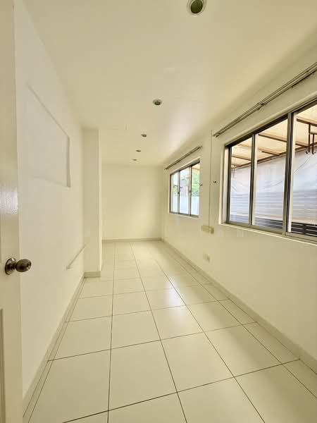 HUA GUAN 1KM MGS & PEI HWA Near KAP MRT, , 5 Bedrooms, 2,260 sqft, Semi-Detached House For Sale, by Rachel Tan, 500136122 - PropertyGuru.com.sg