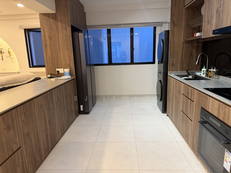 374 Tampines Street 34, 374 Tampines Street 34, Room Rental, 120 sqft, HDB Flat For Rent, by SJ Leong, 500136130 - Kitchen - PropertyGuru.com.sg