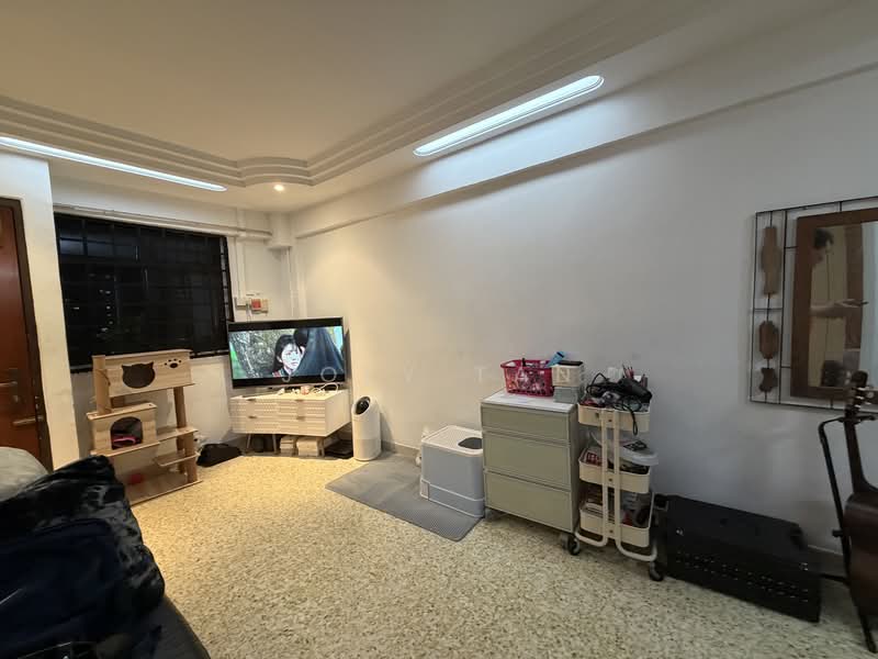 10 Teck Whye Avenue, 10 Teck Whye Avenue, 2 Bedrooms, 721 sqft, HDB Flat For Sale, by Joey Tan, 500136132 - Living Room - PropertyGuru.com.sg