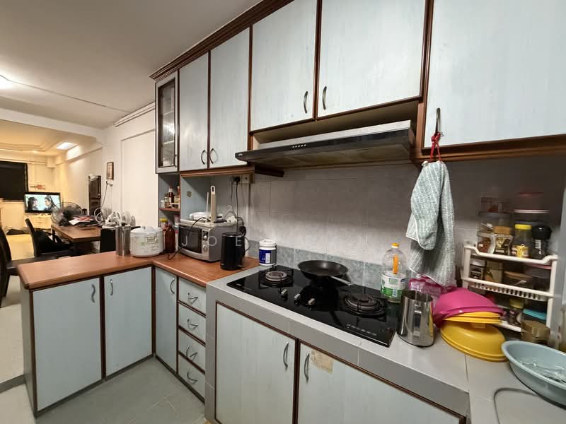10 Teck Whye Avenue, 10 Teck Whye Avenue, 2 Bedrooms, 721 sqft, HDB Flat For Sale, by Joey Tan, 500136132 - Kitchen - PropertyGuru.com.sg
