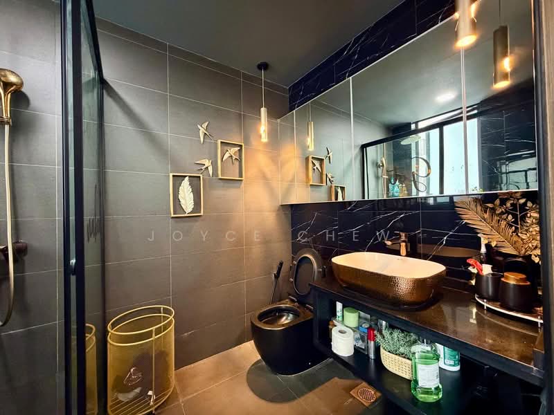 Foresque Residences, 107 Petir Road, 3 Bedrooms, 1,130 sqft, Condominium For Sale, by Joyce Chew, 500136137 - Bathroom - PropertyGuru.com.sg