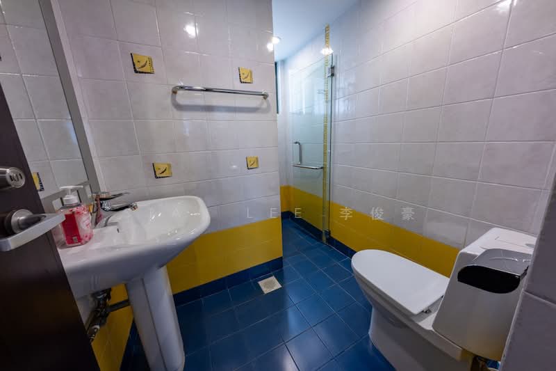 La Maison, 10 Moulmein Rise, 4 Bedrooms, 4,381 sqft, Condominium For Sale, by Stan Lee 李俊豪, 500136141 - Bathroom - PropertyGuru.com.sg