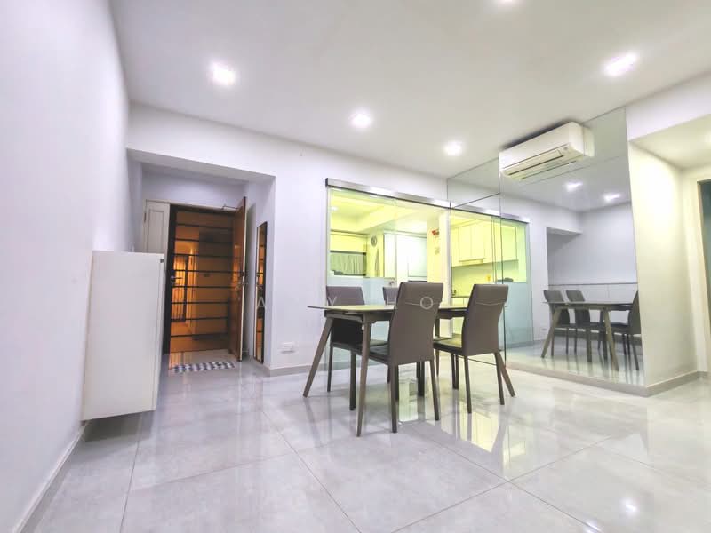 Westcove Condo, 10 West Coast Crescent, 2 Bedrooms, 1,098 sqft, Condominium For Sale, by Amy Ho, 500136144 - Dining Room - PropertyGuru.com.sg