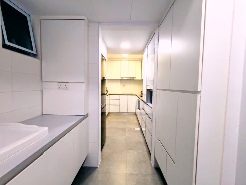 Westcove Condo, 10 West Coast Crescent, 2 Bedrooms, 1,098 sqft, Condominium For Sale, by Amy Ho, 500136144 - Kitchen - PropertyGuru.com.sg