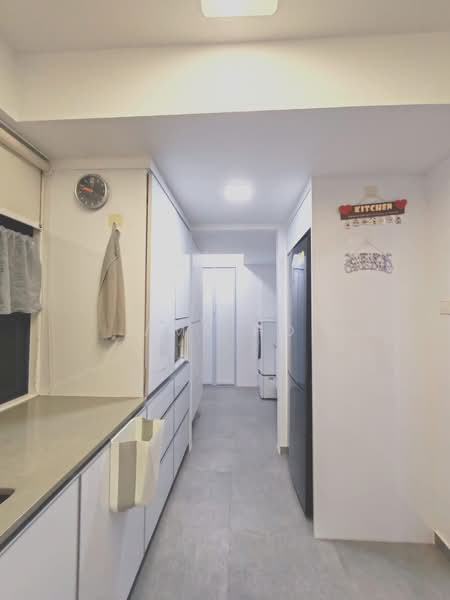 Westcove Condo, 10 West Coast Crescent, 2 Bedrooms, 1,098 sqft, Condominium For Sale, by Amy Ho, 500136144 - Kitchen - PropertyGuru.com.sg