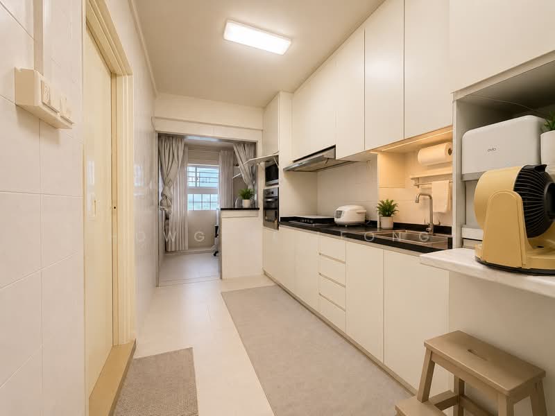 556 Woodlands Drive 53, 556 Woodlands Drive 53, 3 Bedrooms, 1,238 sqft, HDB Flat For Sale, by Howgene Leong, 500136148 - Kitchen - PropertyGuru.com.sg