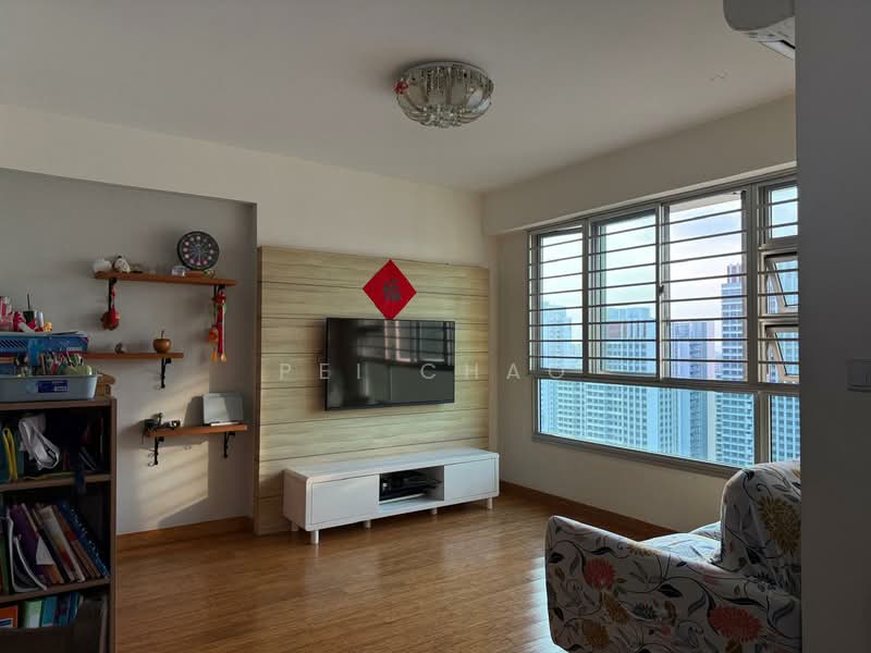 312B Clementi Avenue 4, 312B Clementi Avenue 4, 3 Bedrooms, 1,001 sqft, HDB Flat For Sale, by Pei Chao, 500136158 - Living Room - PropertyGuru.com.sg