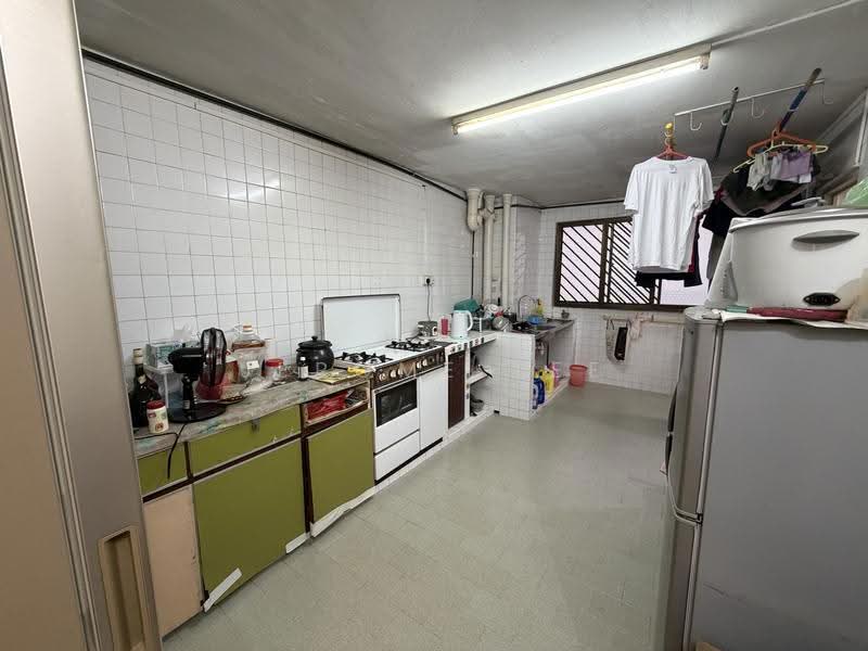 44 Bedok South Road, 44 Bedok South Road, Bedok / Upper East Coast, 3 Bedrooms, 904 sqft, HDB Flat For Sale, by Jerome Tee, 500136169 - Kitchen - PropertyGuru.com.sg