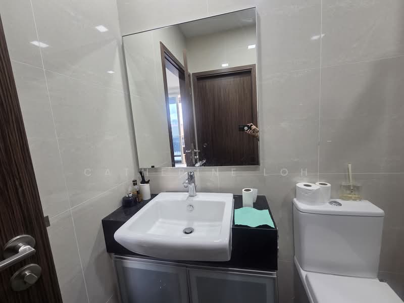 Novena Regency, 277 Thomson Road, 1 Bedroom, 495 sqft, Apartment For Rent, by Catherine Loh, 500136182 - Bathroom - PropertyGuru.com.sg