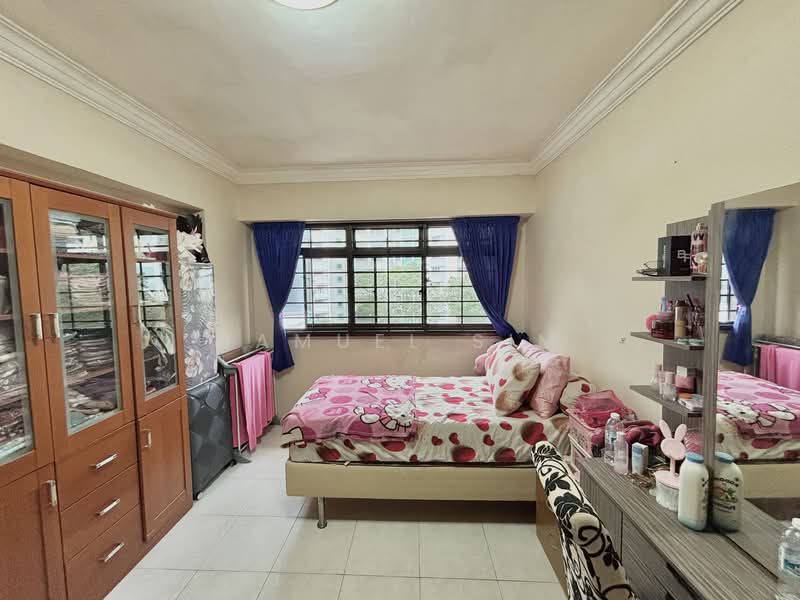 532 Woodlands Drive 14, 532 Woodlands Drive 14, 3 Bedrooms, 1,323 sqft, HDB Flat For Sale, by Samuel Sim, 500136197 - Bedroom - PropertyGuru.com.sg