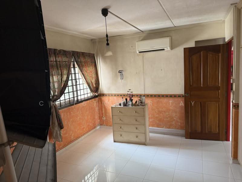 330 Yishun Ring Road, 330 Yishun Ring Road, Sembawang / Yishun, 3 Bedrooms, 1,162 sqft, HDB Flat For Sale, by Christopher Tay, 500136202 - Bedroom 3 - PropertyGuru.com.sg